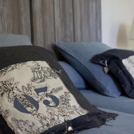 Holiday home Chateau La Croix Des Pins *